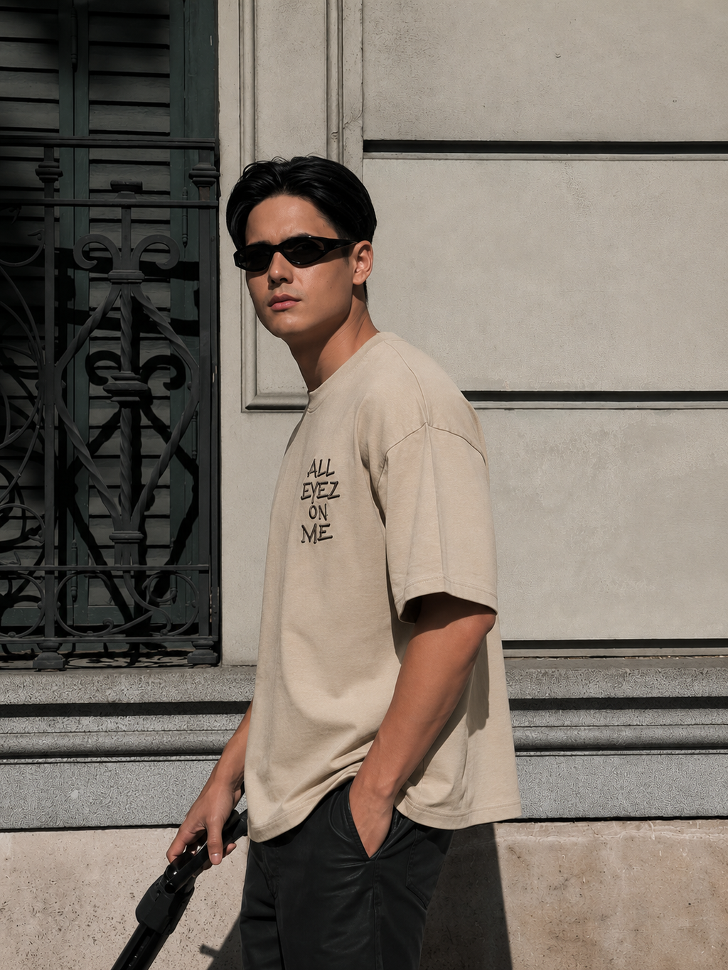 Dustborn Mustangs Oversized T-shirt