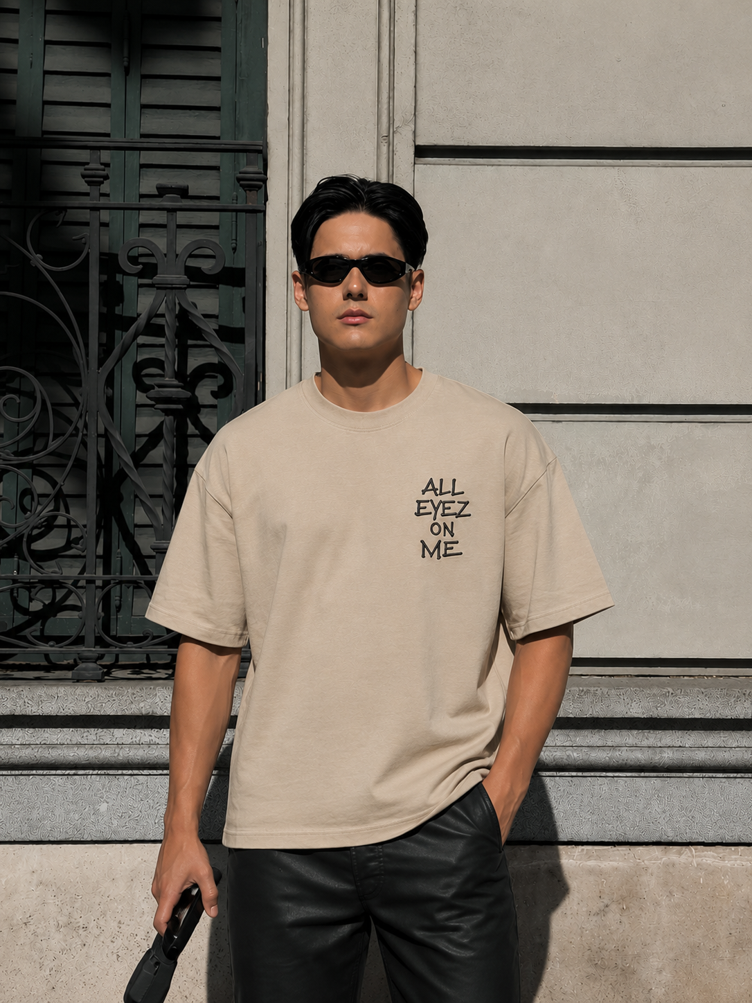 Dustborn Mustangs Oversized T-shirt